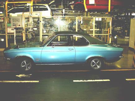 Wo der Zafira Hochzeit feiert